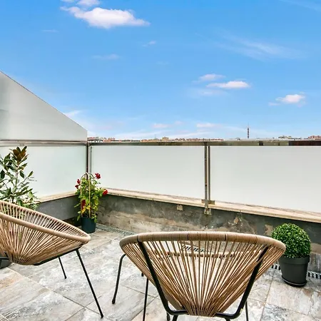 Cozy Penthouse, 20 Min To Downtown, Alcala Norte Madrid Exterior photo