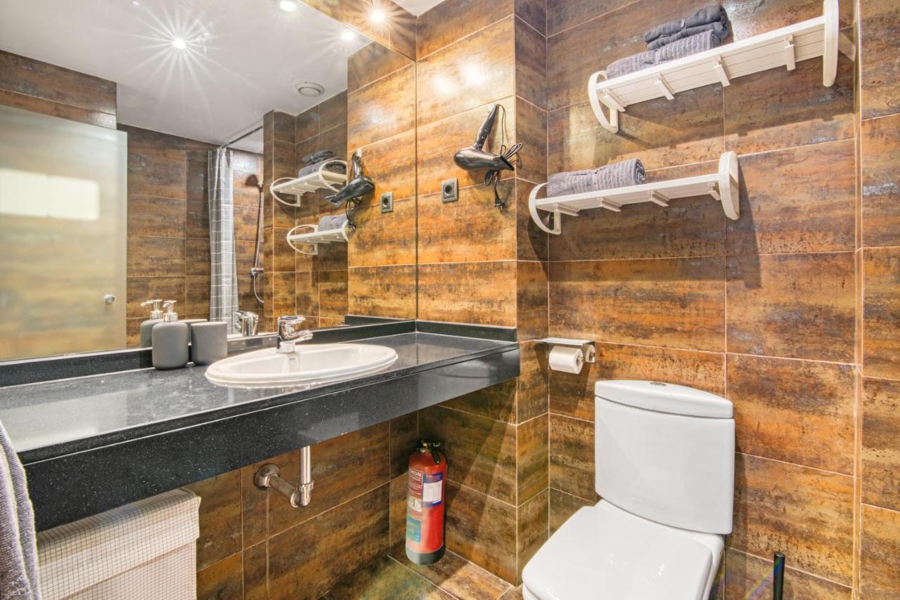 Apartament Cozy Penthouse, 20 Min To Downtown, Alcala Norte *